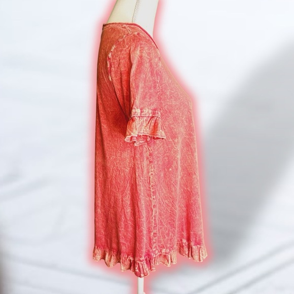 Altar’d State ‘Wren’ Ruffled Trim Tee in “Ski Patrol Red” Size Small - Picture 10 of 11
